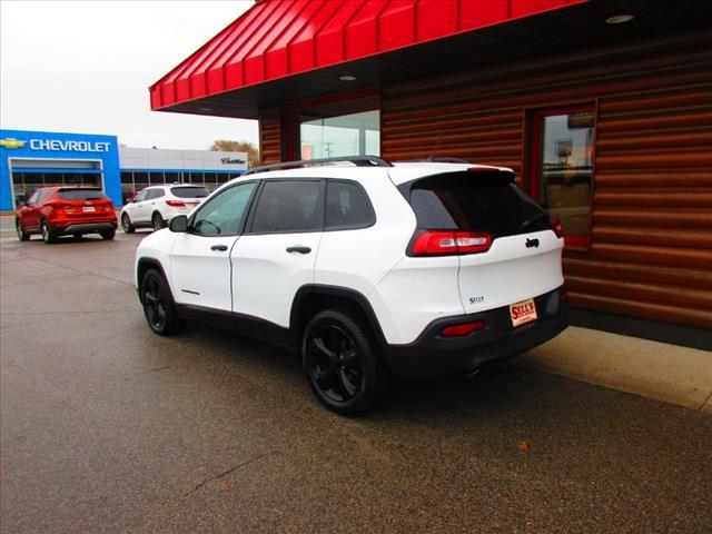 used 2016 Jeep Cherokee car, priced at $10,999