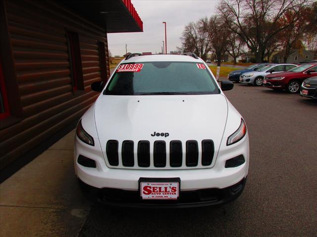 used 2016 Jeep Cherokee car, priced at $10,999