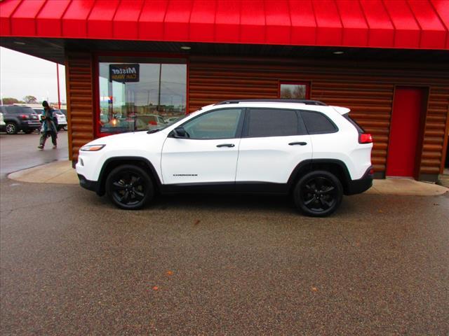 used 2016 Jeep Cherokee car, priced at $10,999