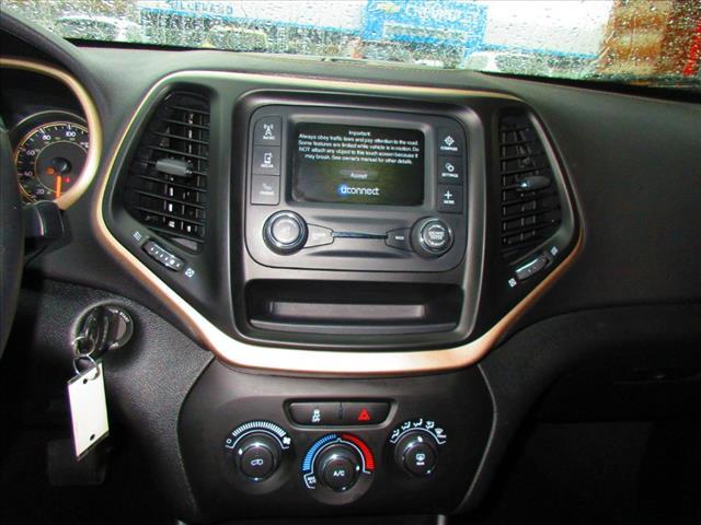 used 2016 Jeep Cherokee car, priced at $10,999