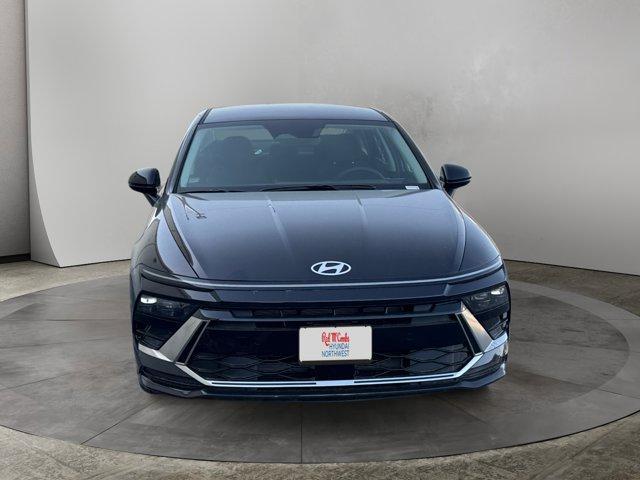 new 2025 Hyundai Sonata Hybrid car, priced at $30,670