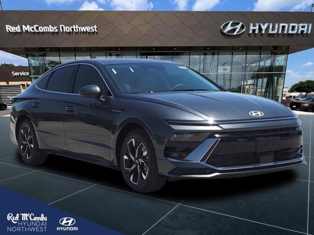 new 2024 Hyundai Sonata car, priced at $28,235