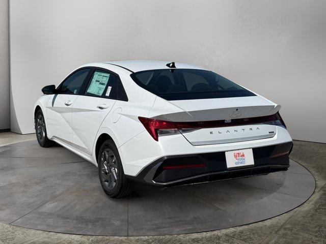 new 2025 Hyundai ELANTRA HEV car, priced at $27,605
