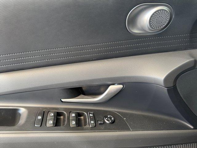 new 2025 Hyundai ELANTRA HEV car, priced at $27,605