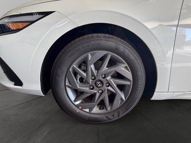 new 2025 Hyundai ELANTRA HEV car, priced at $27,605