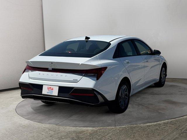 new 2025 Hyundai ELANTRA HEV car, priced at $27,605