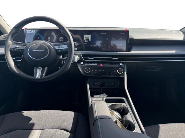 new 2025 Hyundai Sonata Hybrid car, priced at $30,885