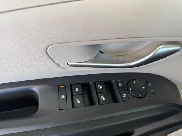 new 2025 Hyundai Tucson car, priced at $29,800