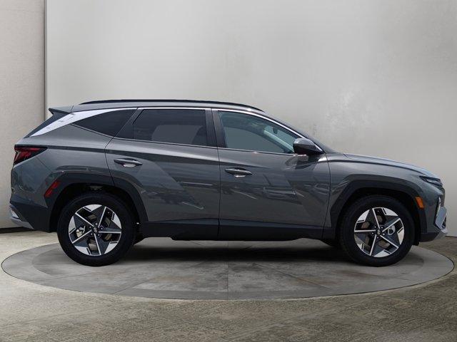 new 2025 Hyundai Tucson car, priced at $30,795