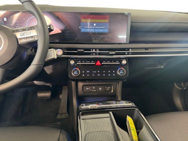 new 2026 Hyundai TUCSON Hybrid car