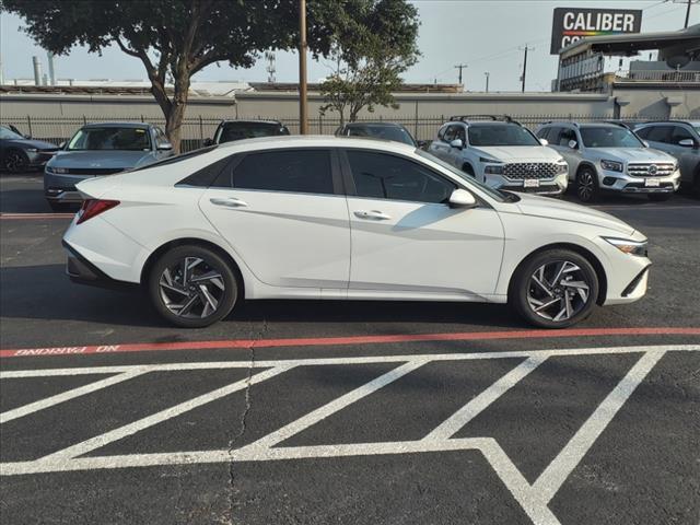 new 2024 Hyundai Elantra car, priced at $26,995