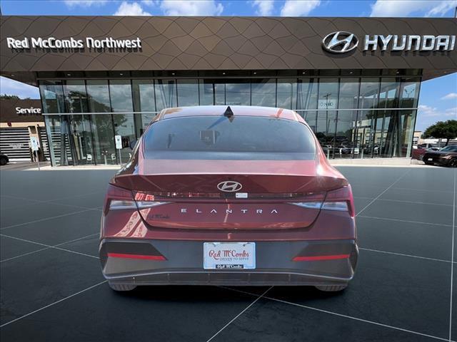 new 2024 Hyundai Elantra car