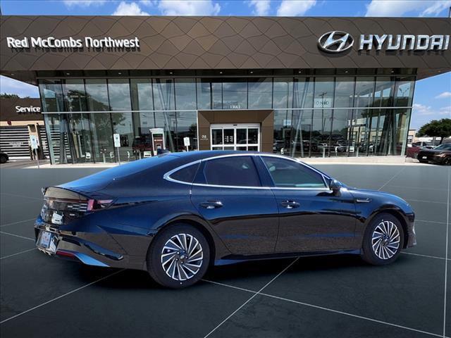 new 2024 Hyundai Sonata Hybrid car, priced at $30,990