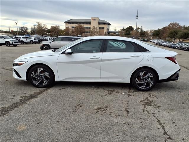 new 2025 Hyundai Elantra HEV car, priced at $31,565