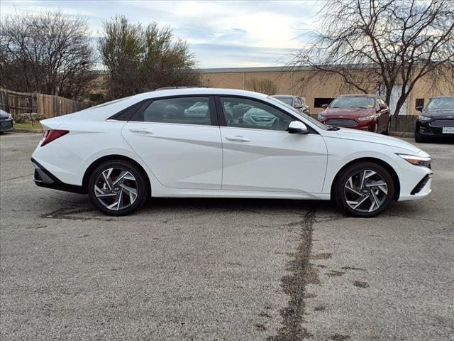 new 2025 Hyundai Elantra HEV car, priced at $31,565