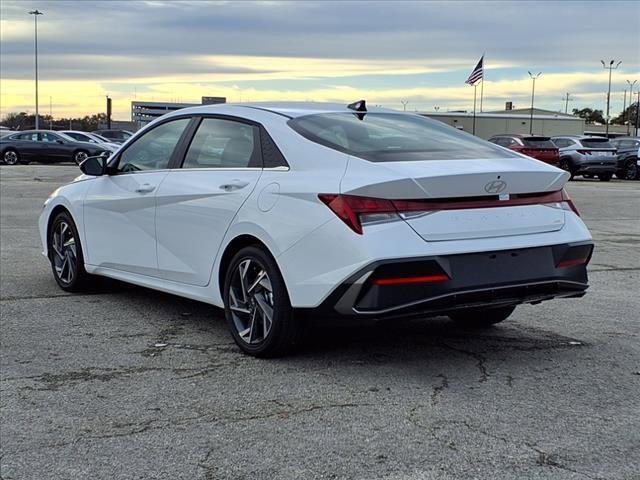 new 2025 Hyundai Elantra HEV car, priced at $31,565