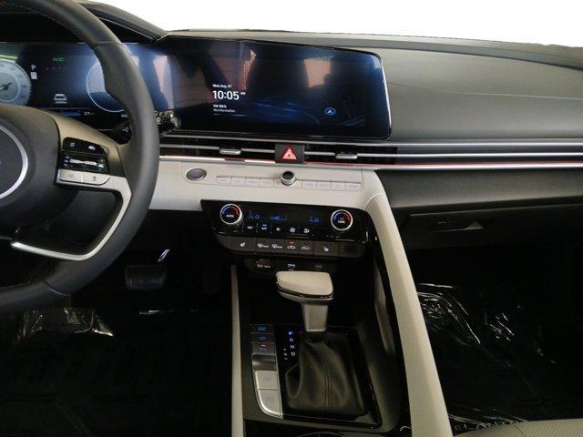 new 2025 Hyundai Elantra car, priced at $26,435