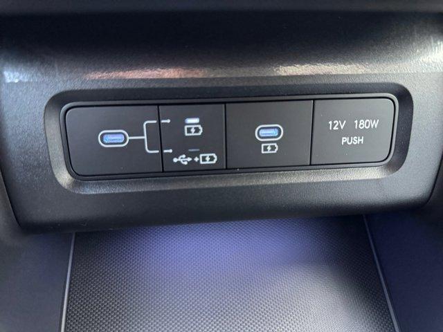 new 2025 Hyundai TUCSON Hybrid car, priced at $35,060