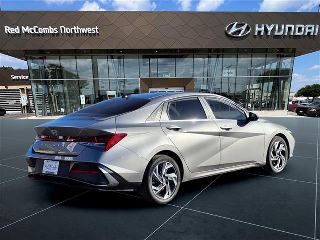 new 2024 Hyundai Elantra car