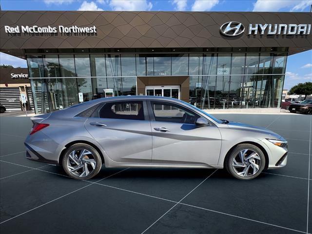 new 2024 Hyundai Elantra car