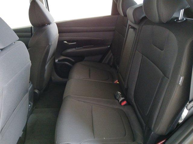 new 2025 Hyundai TUCSON Hybrid car, priced at $31,990