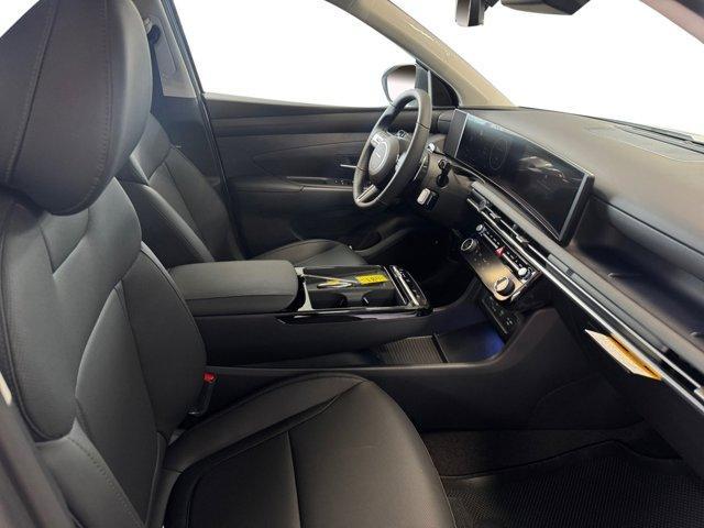 new 2025 Hyundai TUCSON Hybrid car, priced at $35,300