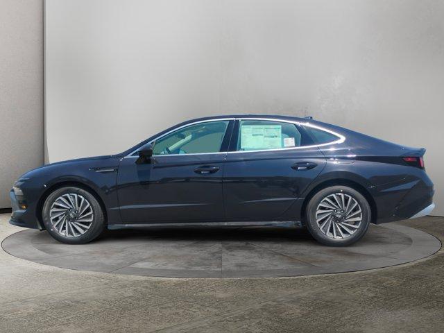 new 2025 Hyundai Sonata Hybrid car, priced at $30,670