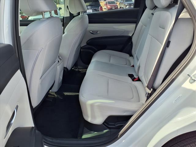new 2025 Hyundai TUCSON Hybrid car, priced at $34,215