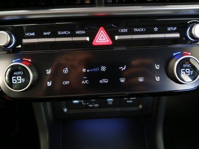 new 2025 Hyundai TUCSON Hybrid car, priced at $39,795