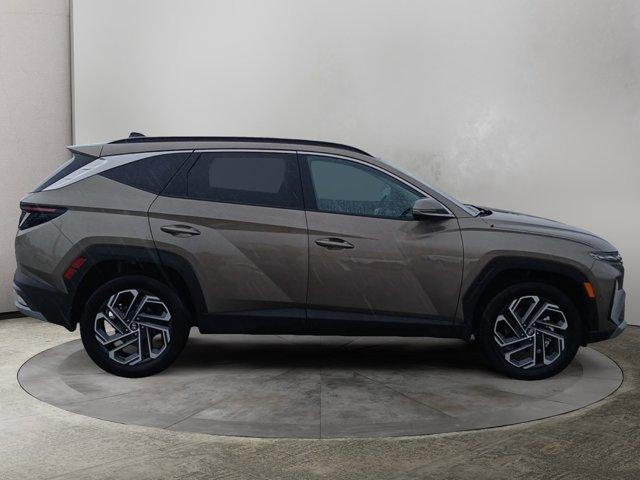 new 2025 Hyundai TUCSON Hybrid car, priced at $39,795