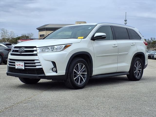 used 2018 Toyota Highlander car, priced at $25,972