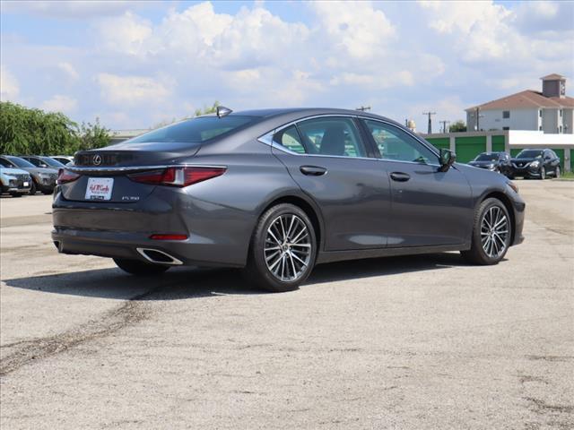 used 2022 Lexus ES 350 car, priced at $32,981