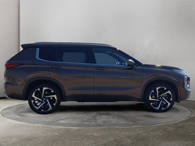 used 2022 Mitsubishi Outlander car, priced at $26,100