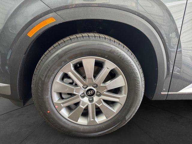 new 2025 Hyundai Palisade car, priced at $40,084