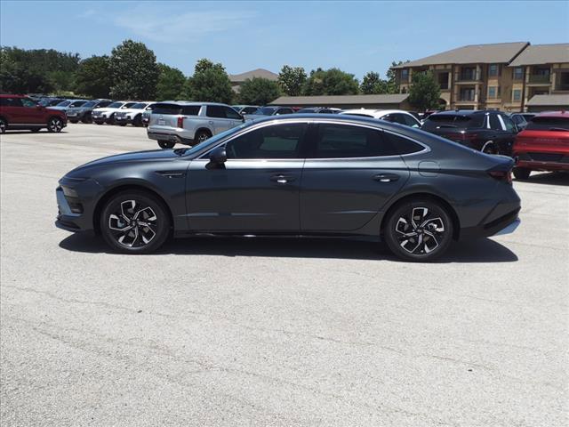 new 2024 Hyundai Sonata car, priced at $28,235