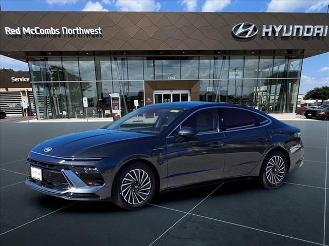 new 2025 Hyundai Sonata Hybrid car, priced at $38,660