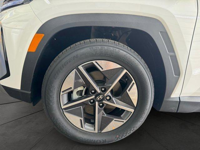 new 2025 Hyundai Tucson car, priced at $33,835