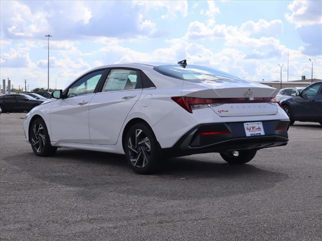 new 2024 Hyundai Elantra car, priced at $27,060