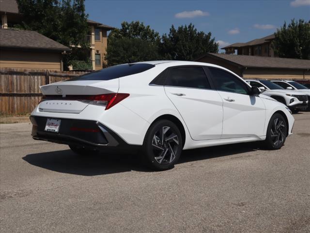 new 2024 Hyundai Elantra car, priced at $27,005