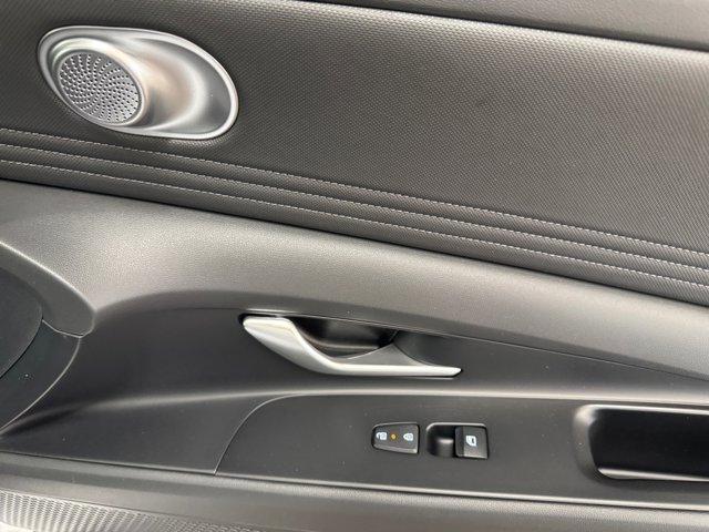 new 2025 Hyundai Elantra car, priced at $26,735