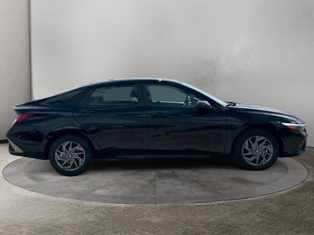 new 2025 Hyundai ELANTRA HEV car, priced at $26,035