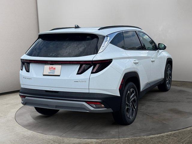 new 2025 Hyundai TUCSON Hybrid car