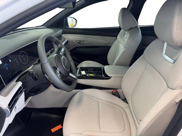 new 2025 Hyundai TUCSON Hybrid car