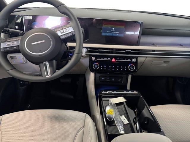 new 2025 Hyundai TUCSON Hybrid car
