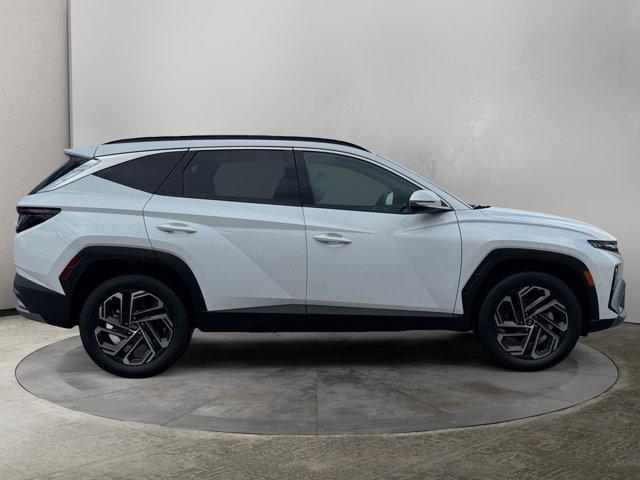 new 2025 Hyundai TUCSON Hybrid car