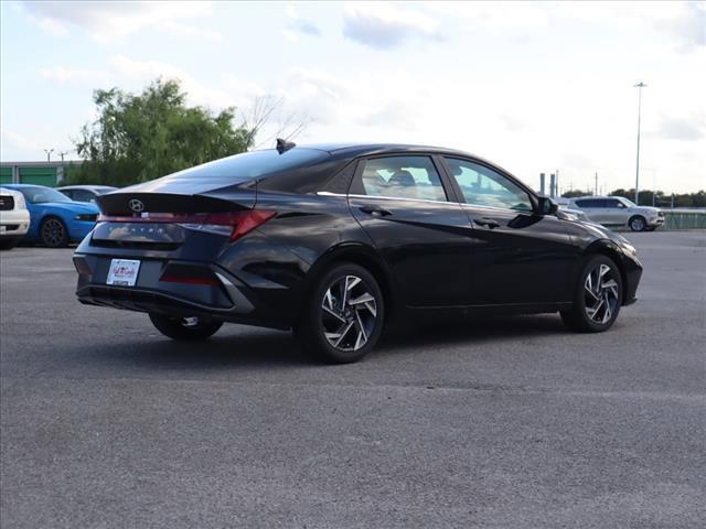 new 2024 Hyundai Elantra car, priced at $26,525