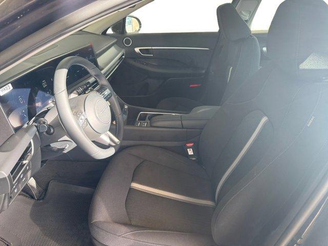 new 2025 Hyundai Sonata Hybrid car, priced at $30,670