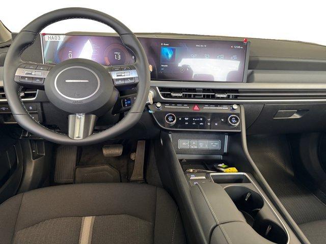 new 2025 Hyundai Sonata Hybrid car, priced at $30,670