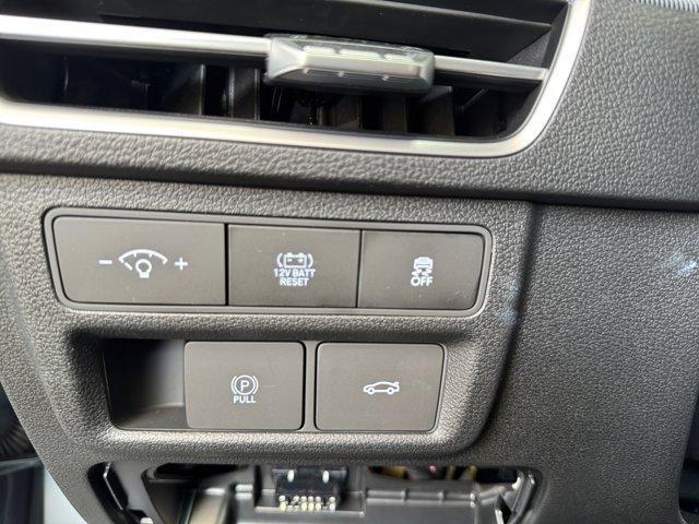 new 2025 Hyundai Sonata Hybrid car, priced at $30,670