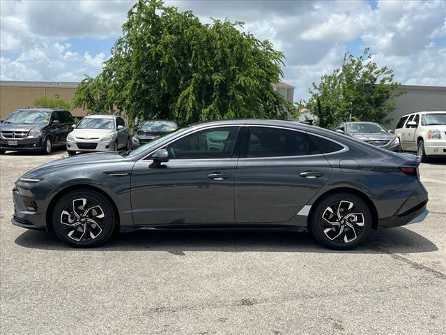 new 2024 Hyundai Sonata car, priced at $28,235